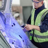 Revopoint MetroX lignes croisées